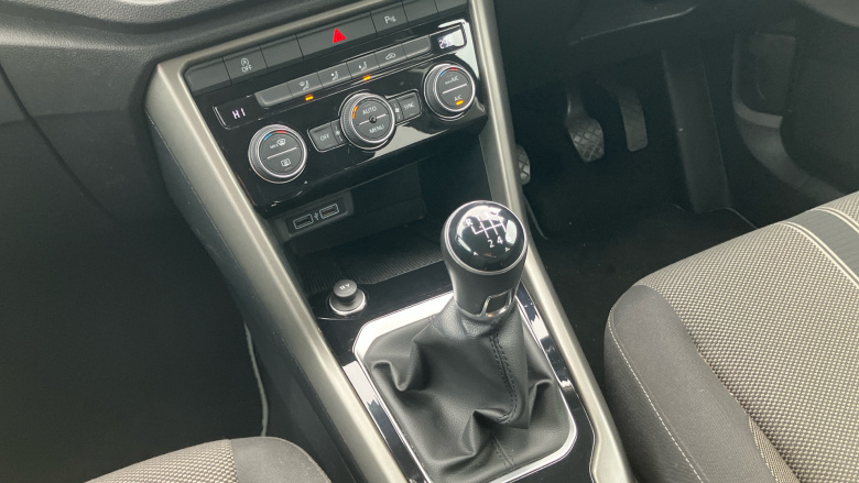 Volkswagen T-Roc 1.5 TSI EVO Design 5dr Petrol Hatchback